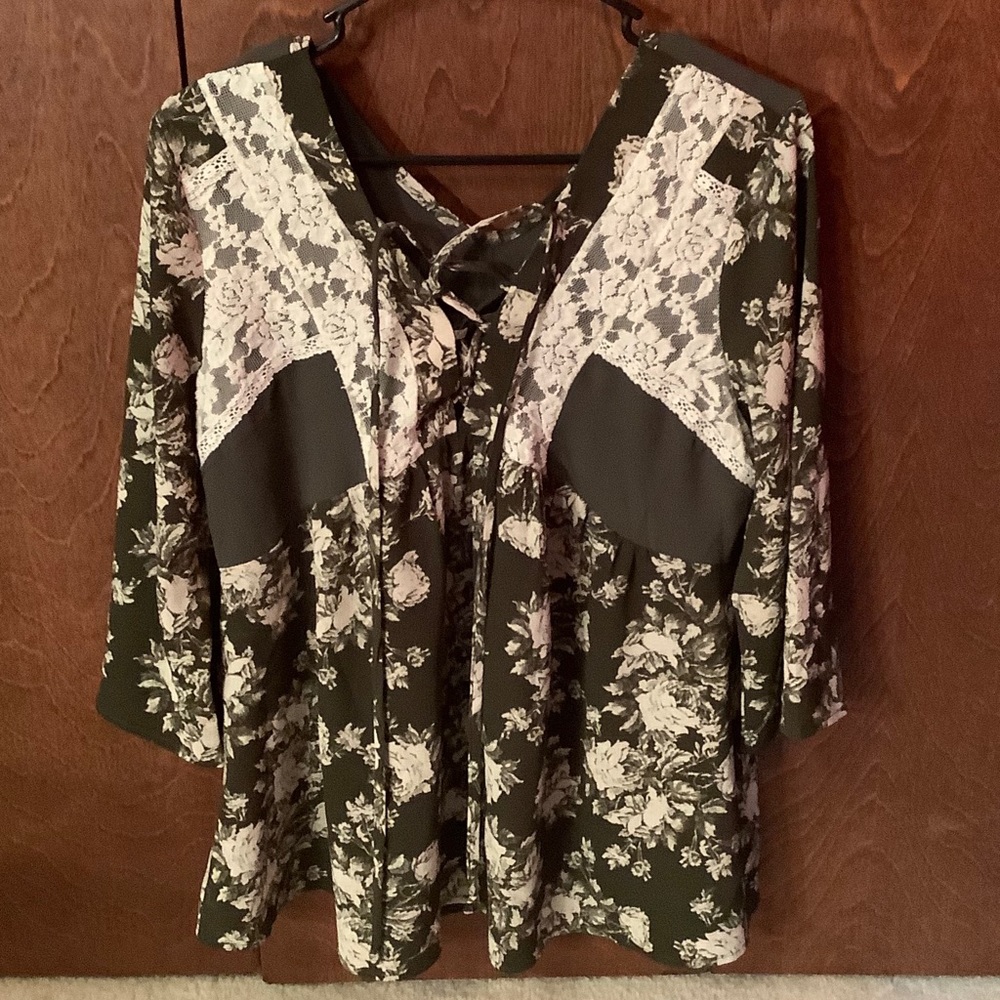 Green floral print lace up shirt with flare sleeve